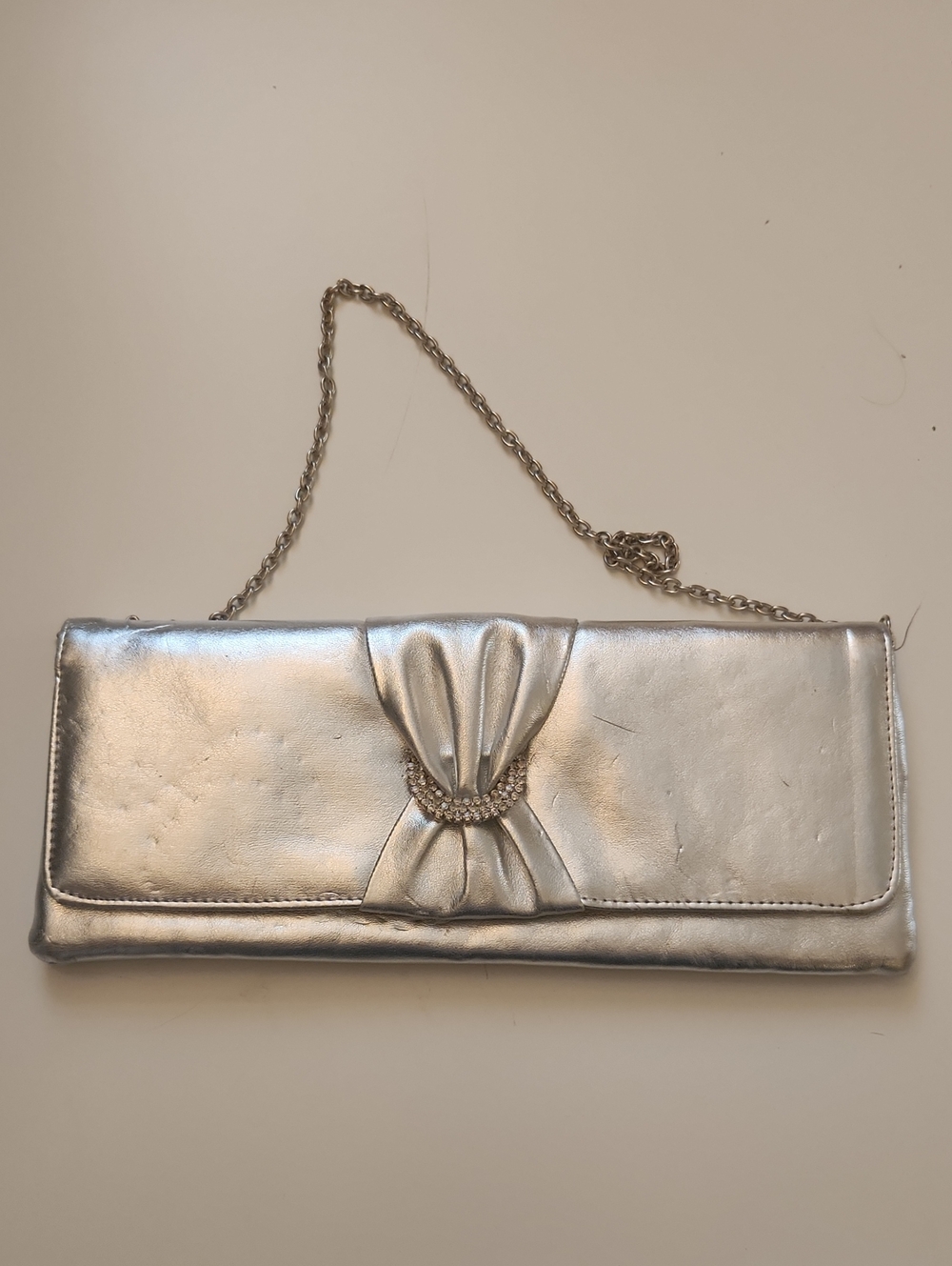 Silver Clutch w/ Chain Strap and Magnet Close